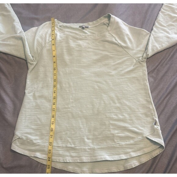 T by Talbots GREEN Knit Long Sleeve Crew Neck Top UPF 50+ Activewear Sz Large - Picture 7 of 8